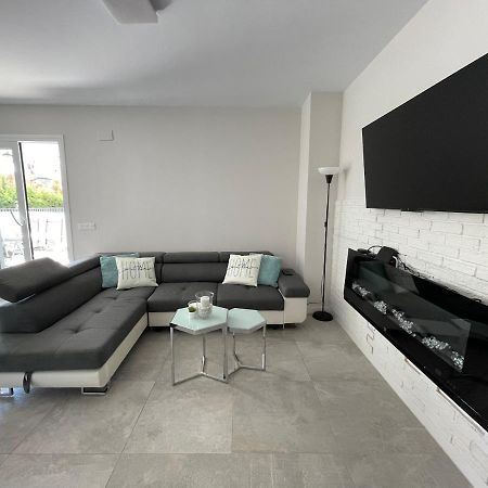 Marbella Centre With Terrace And Pool Apartment Exterior photo
